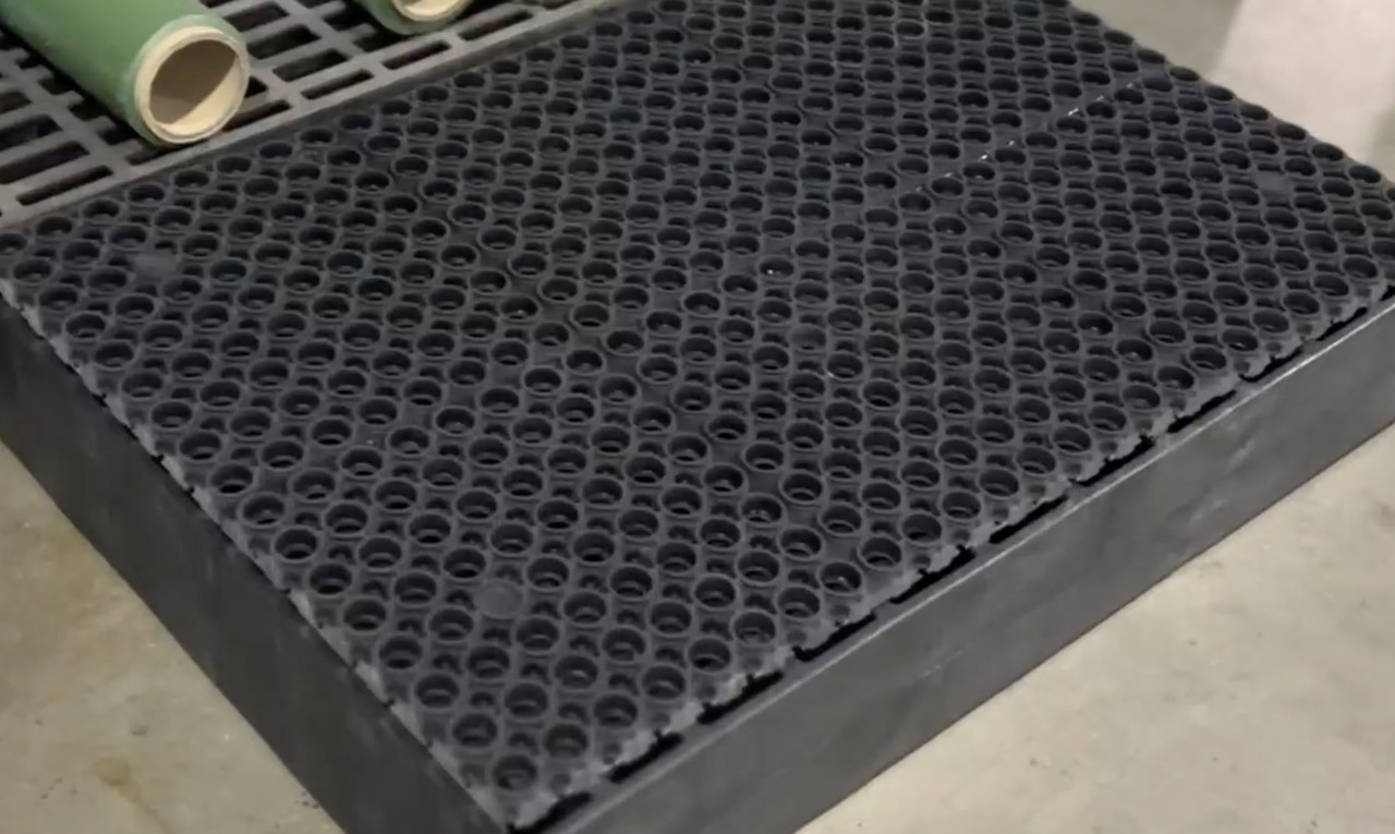 Pad perlindungan lantai Floor protection pads